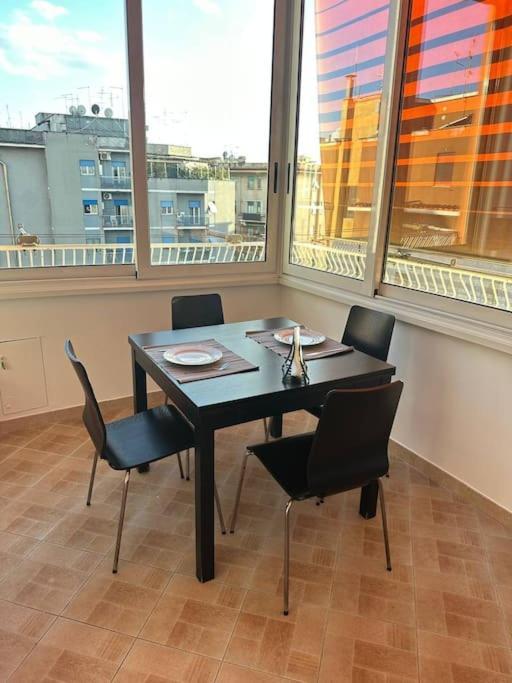 Ferienwohnung Centocelle, Metro C Luminoso Quadrilocale Rom Exterior foto