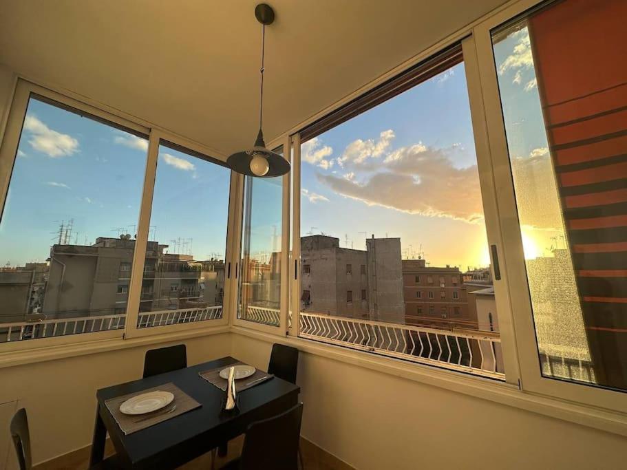Ferienwohnung Centocelle, Metro C Luminoso Quadrilocale Rom Exterior foto